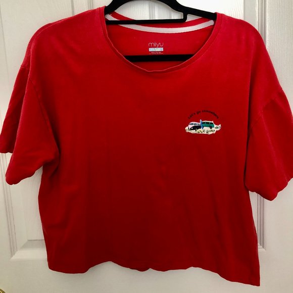 Cute red t-shirt - Picture 1 of 3